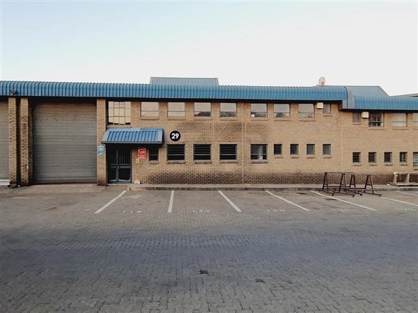 580  m² Industrial space