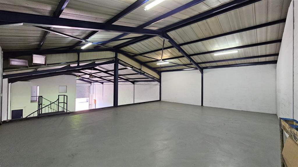 1000  m² Industrial space in Beaconvale photo number 14