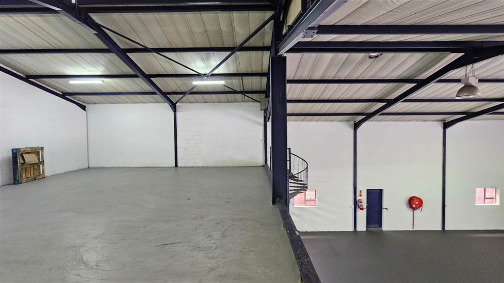 1000  m² Industrial space in Beaconvale photo number 4