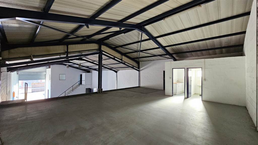 1000  m² Industrial space in Beaconvale photo number 30