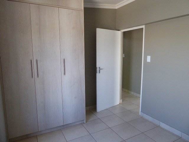 3 Bed Townhouse in Erasmus Park photo number 15