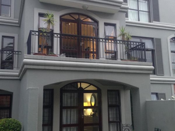 2 Bed Apartment in Craighall