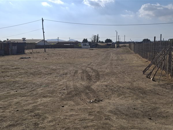 600 m² Land 600 m² Land