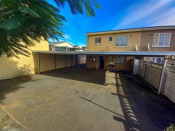 3 Bedroom House 3 Bedroom House