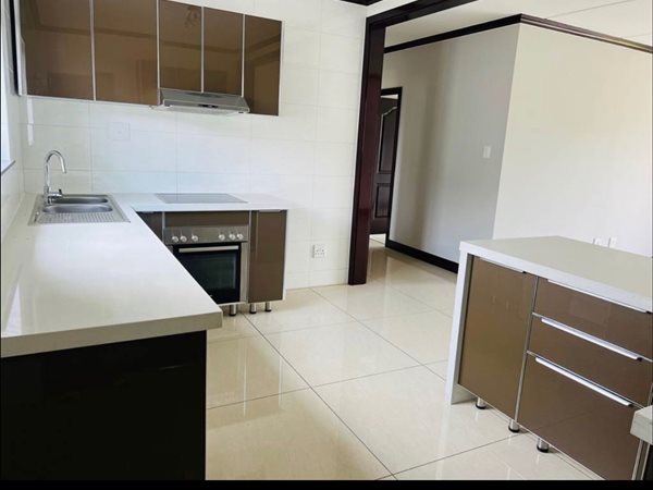 3 Bed Apartment