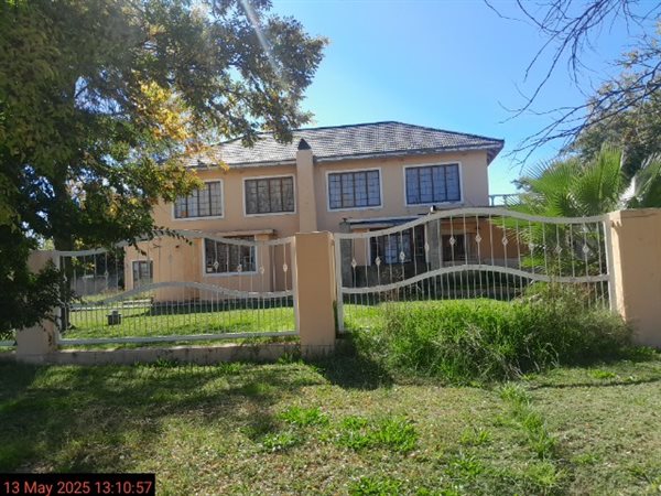 3 Bedroom House 3 Bedroom House