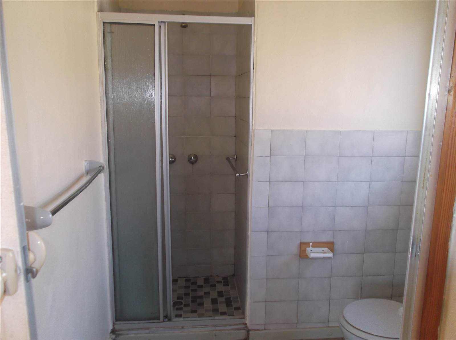 3 Bed Apartment in Lydenburg photo number 7