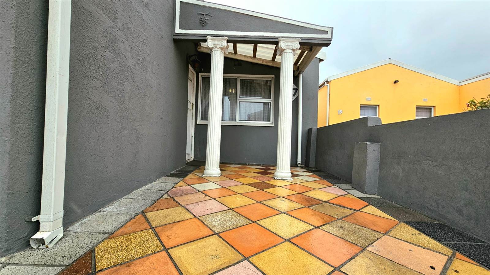 4 Bed House in Strandfontein photo number 8