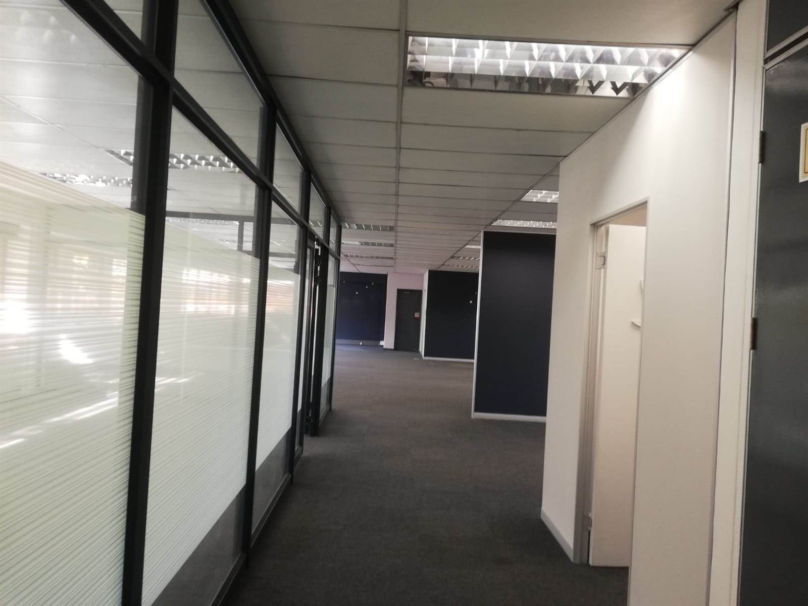 309  m² Commercial space in Woodmead photo number 16