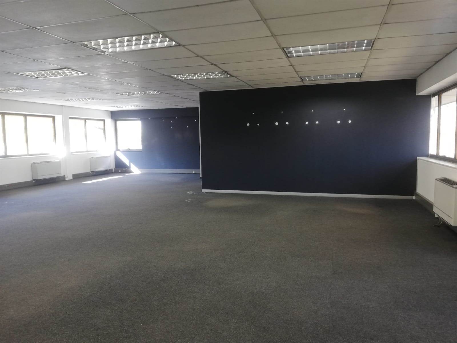 309  m² Commercial space in Woodmead photo number 20