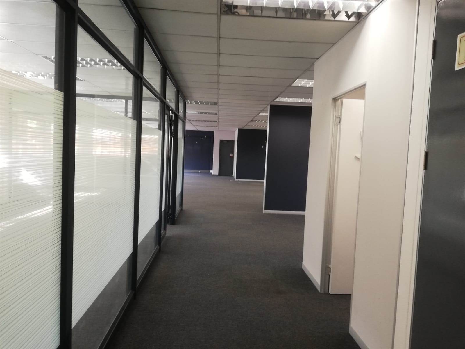 309  m² Commercial space in Woodmead photo number 15
