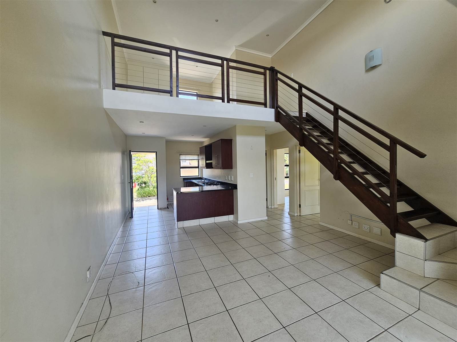 3 Bed Townhouse in Palm Lakes Estate photo number 4