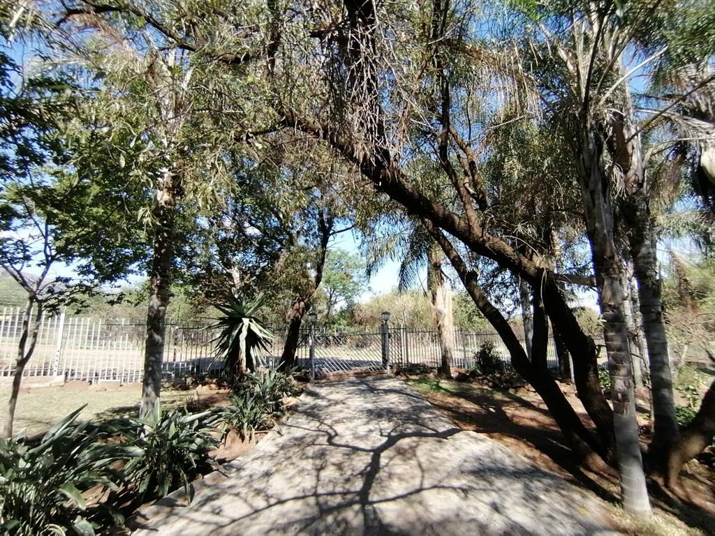 8 ha Land available in Rietfontein AH photo number 30