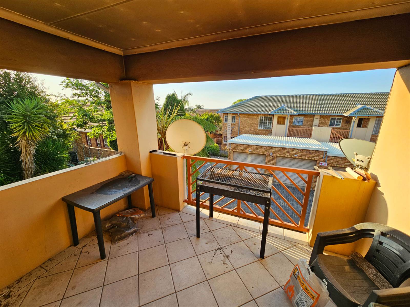 2 Bed Apartment in Rooihuiskraal North photo number 13