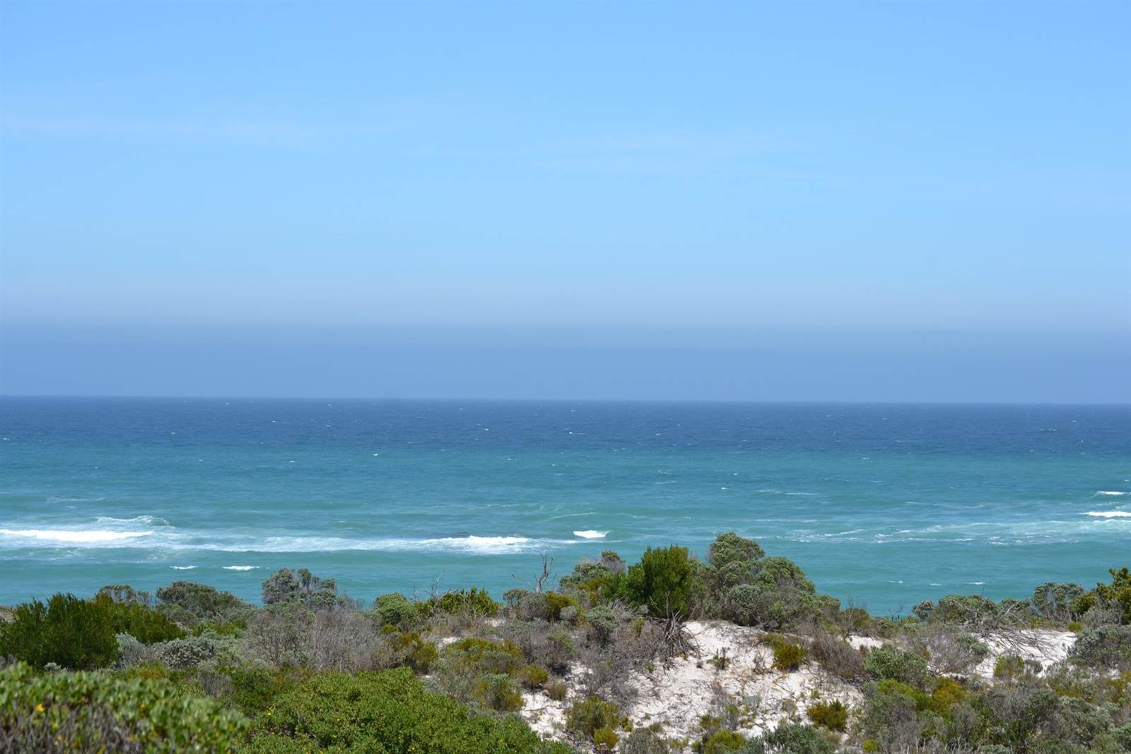 696 m² Land available in Suiderstrand photo number 1