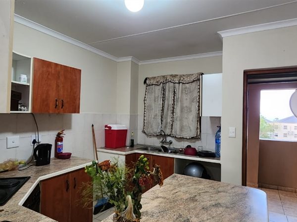 2 Bed Apartment in Empangeni Central