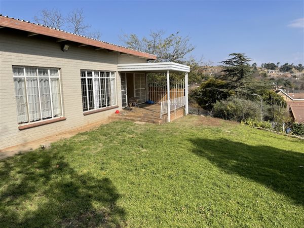 4 Bed House in Eureka
