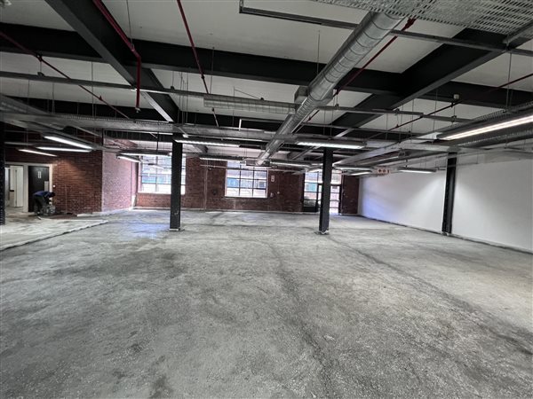 427  m² Commercial space
