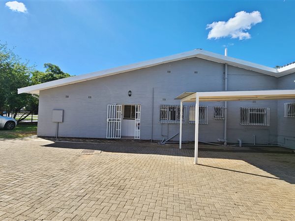 12 Bedroom House