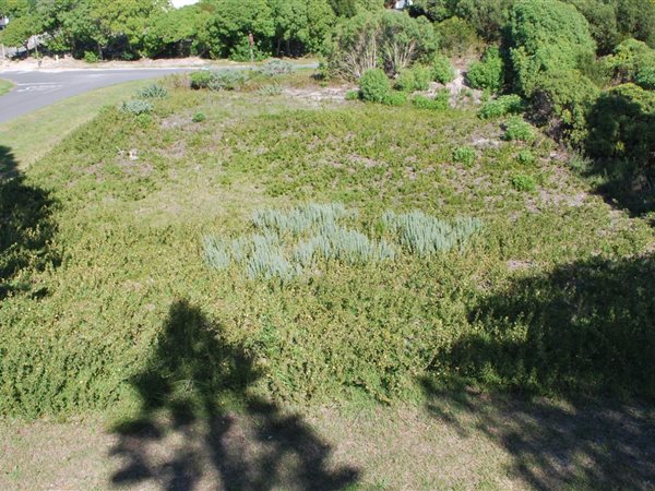 349 m² Land available in Pearly Beach