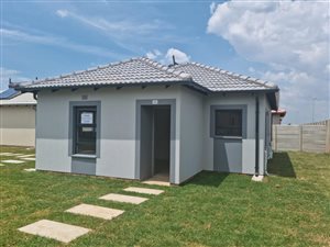 3 Bed House in Daveyton