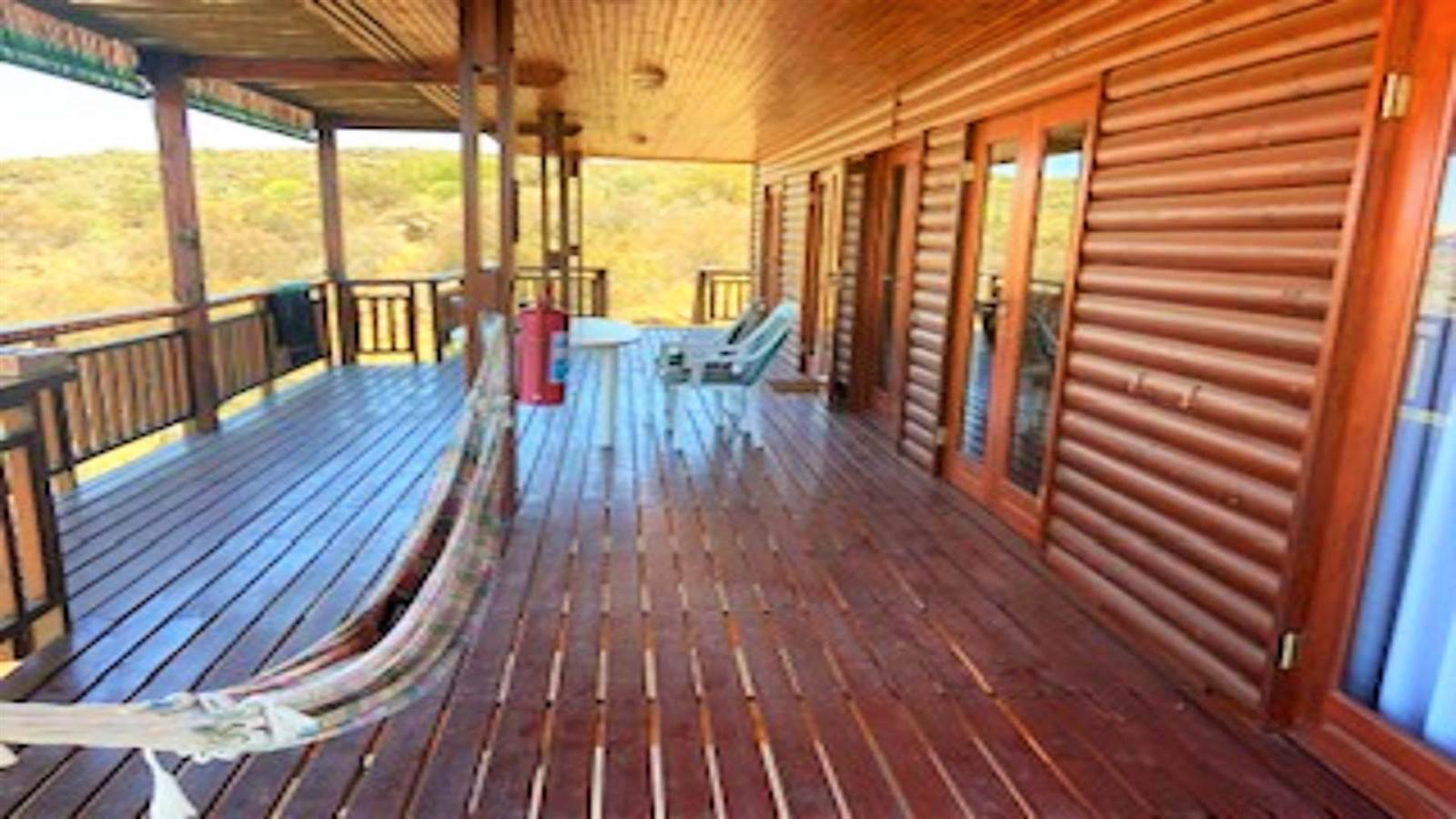 4 Bed House in Clanwilliam photo number 9