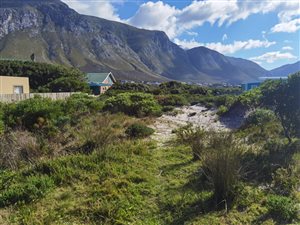 600 m² Land available in Bettys Bay
