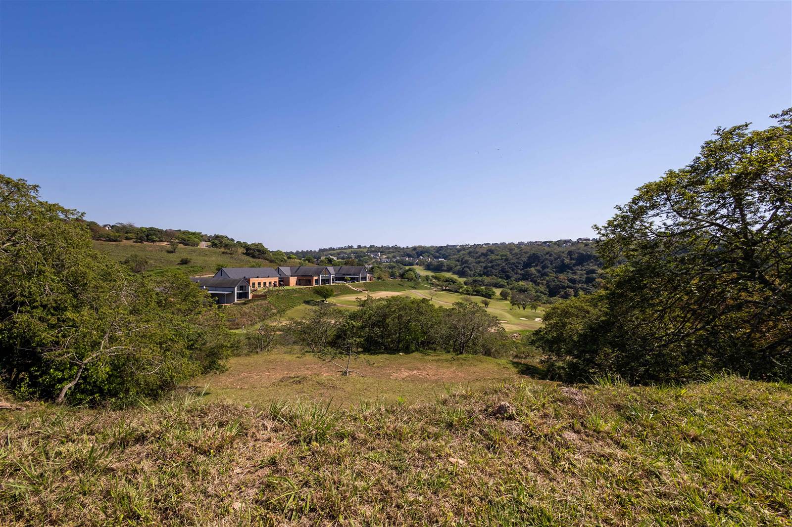 873 m² Land available in Cotswold Downs Estate photo number 3