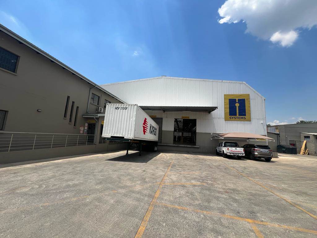 4915  m² Industrial space in Benoni South photo number 1