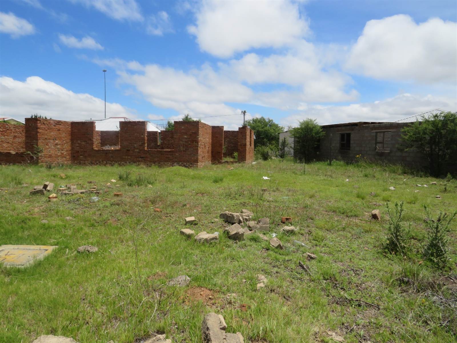875 m² Land available in Ezibeleni photo number 1