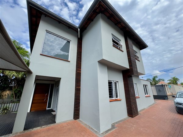 5 Bedroom House