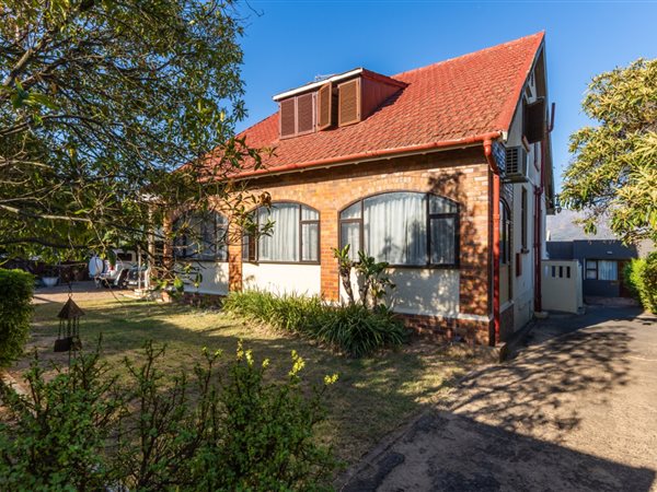 3 Bedroom House 3 Bedroom House