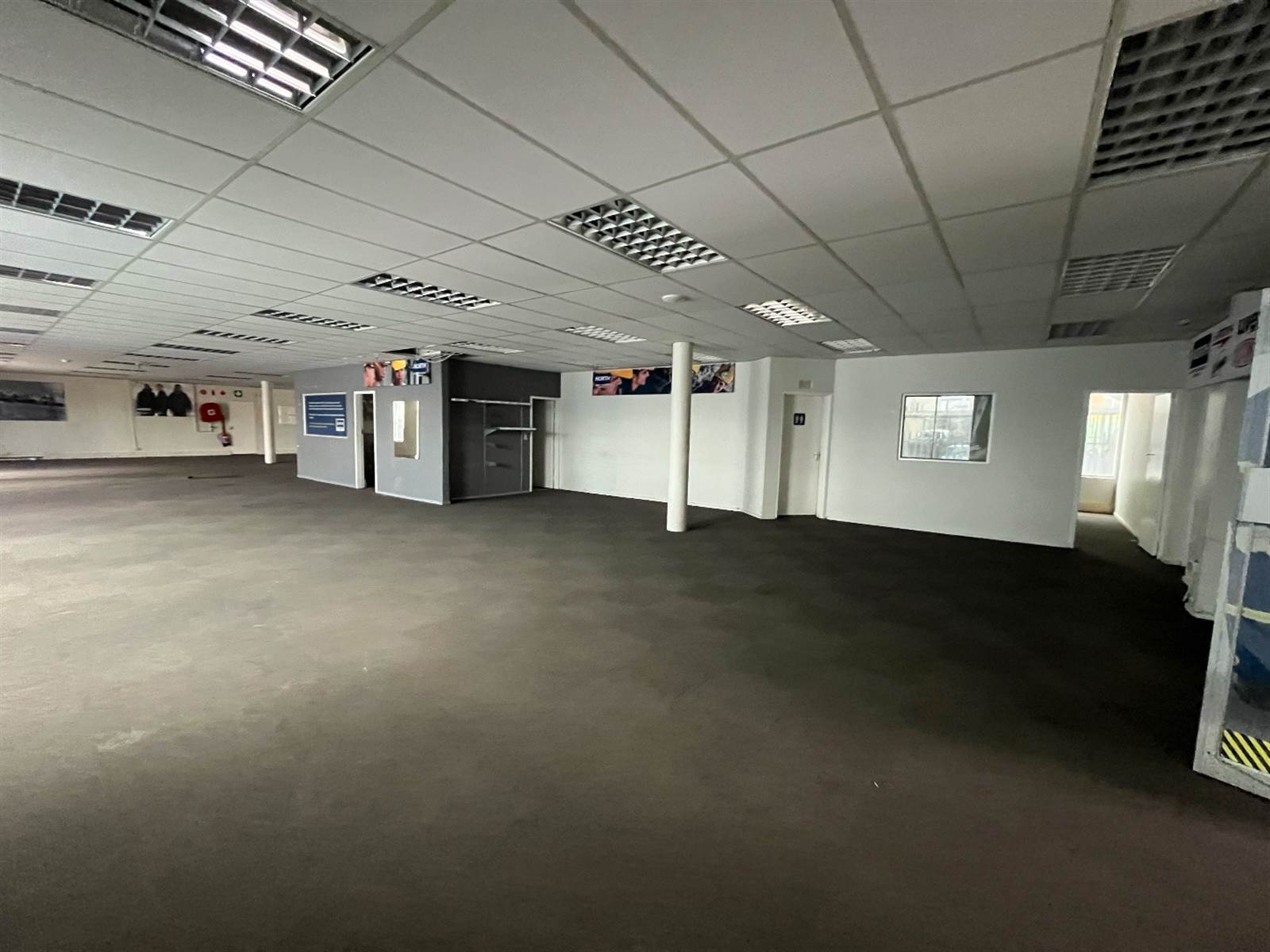2501  m² Commercial space in Isando photo number 11
