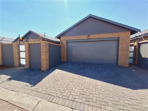 3 Bed Townhouse