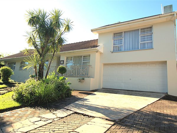 4 Bedroom House 4 Bedroom House