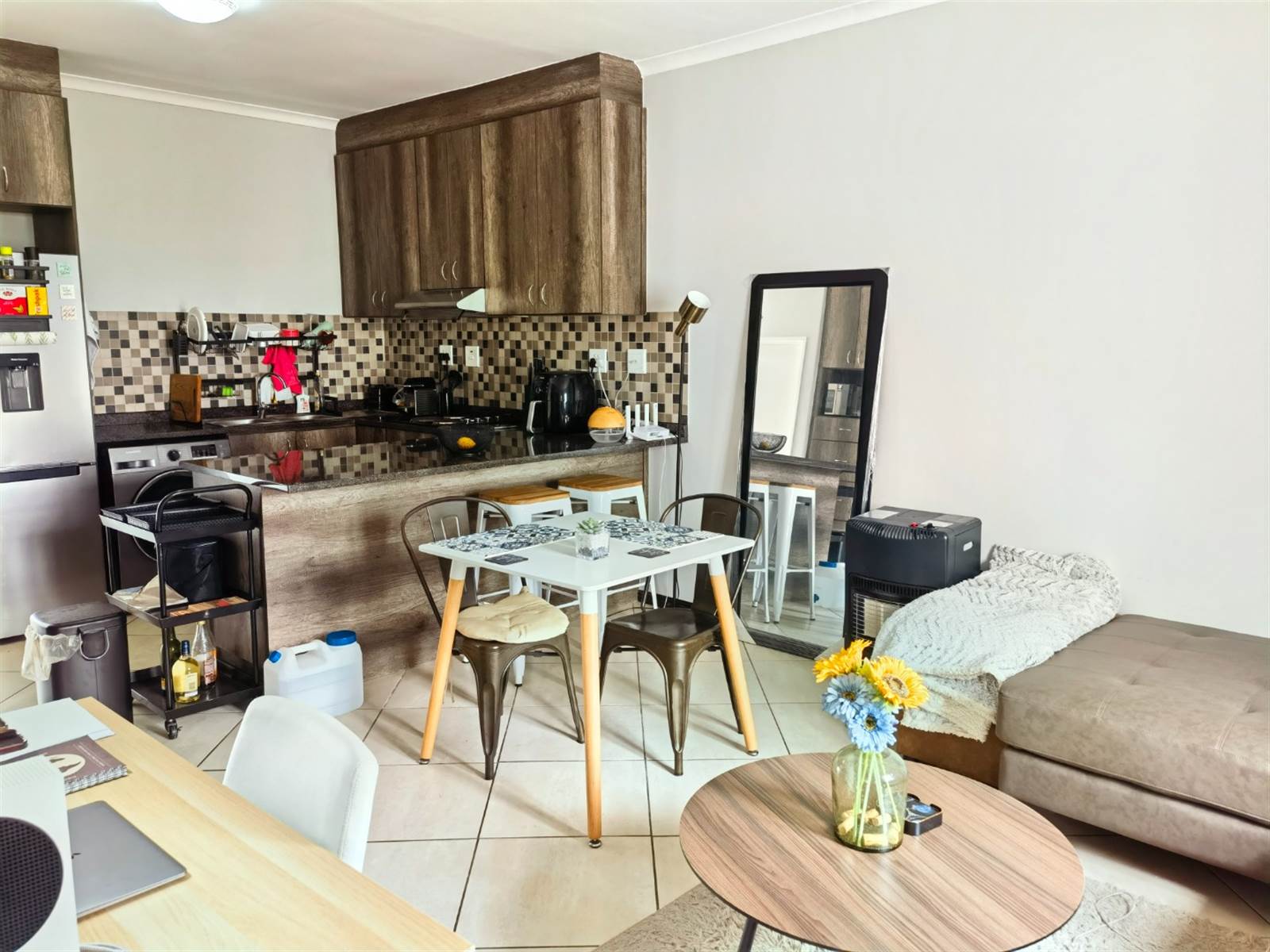 2 Bed Apartment in Kraaifontein Central photo number 1