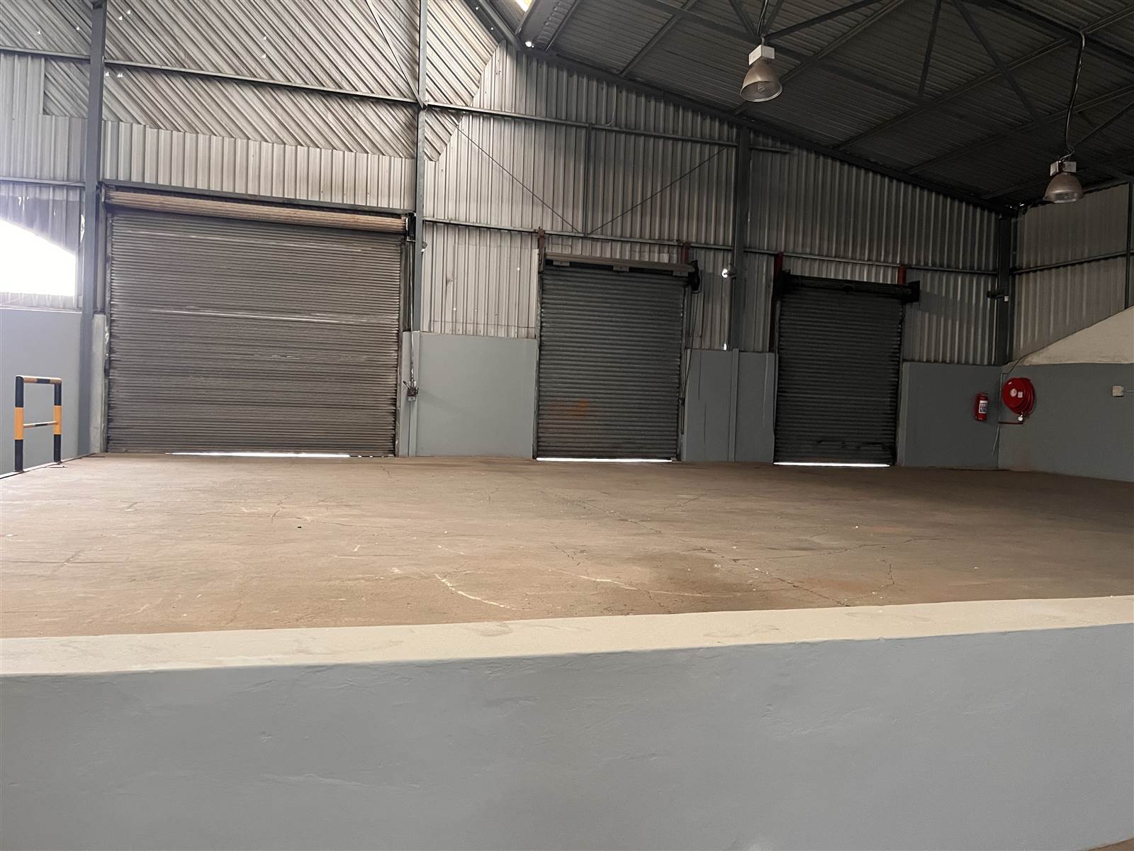 2250  m² Industrial space in North End photo number 14
