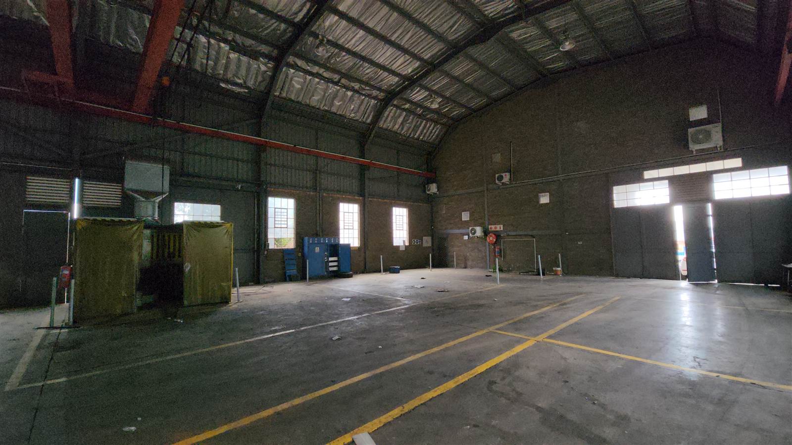 1500  m² Industrial space in Sebenza photo number 13