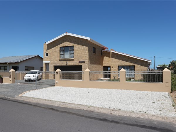 3 Bed House in Franskraal