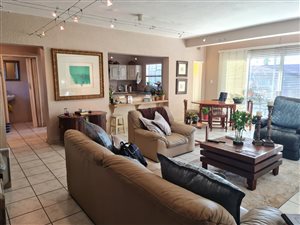 3 Bed Townhouse in Parkrand