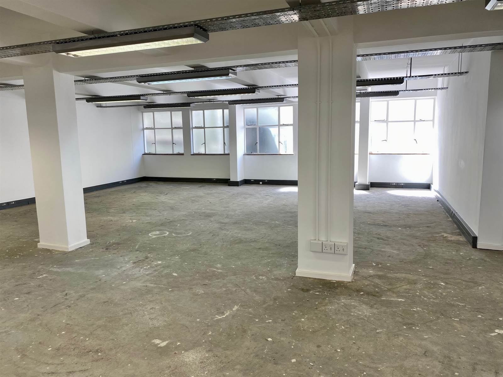 372  m² Commercial space in Cape Town City Centre photo number 10