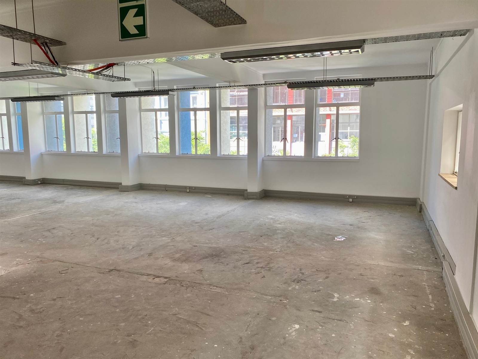 372  m² Commercial space in Cape Town City Centre photo number 4