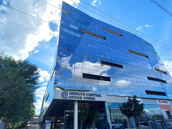 131  m² Commercial space in Menlyn