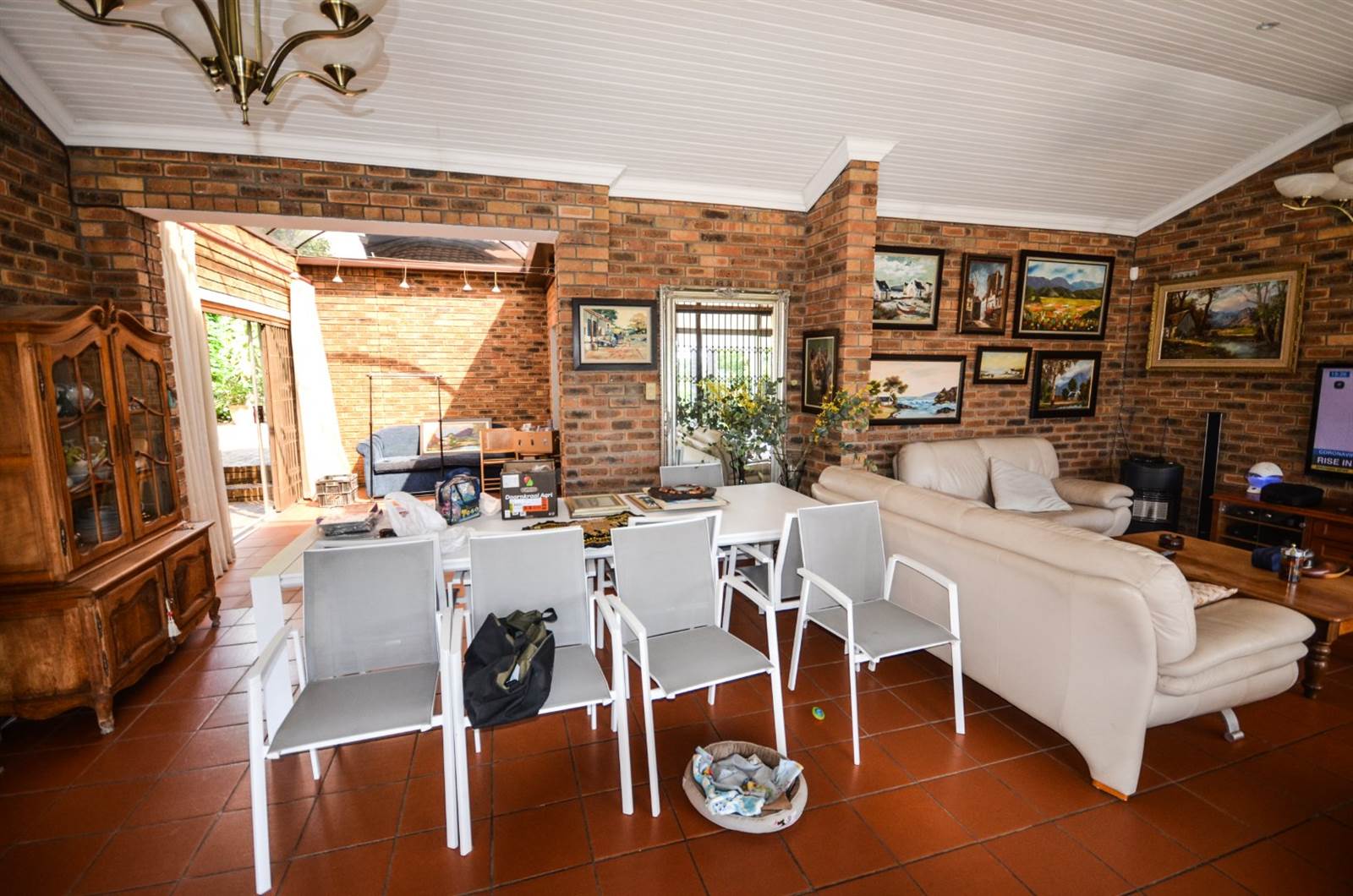 4 Bed House in Plattekloof photo number 6