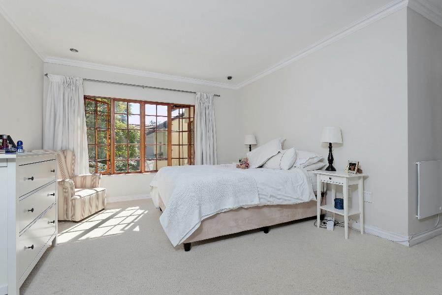 4 Bed Cluster in Westcliff photo number 11