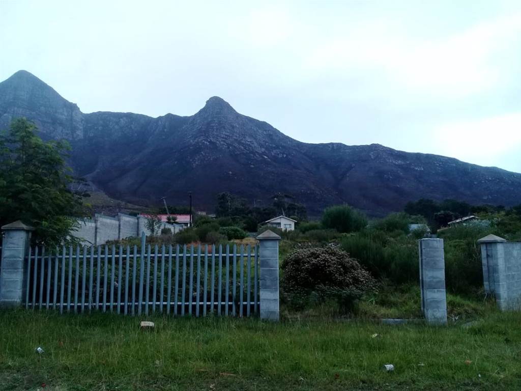 4461 m² Land available in Kleinmond photo number 9