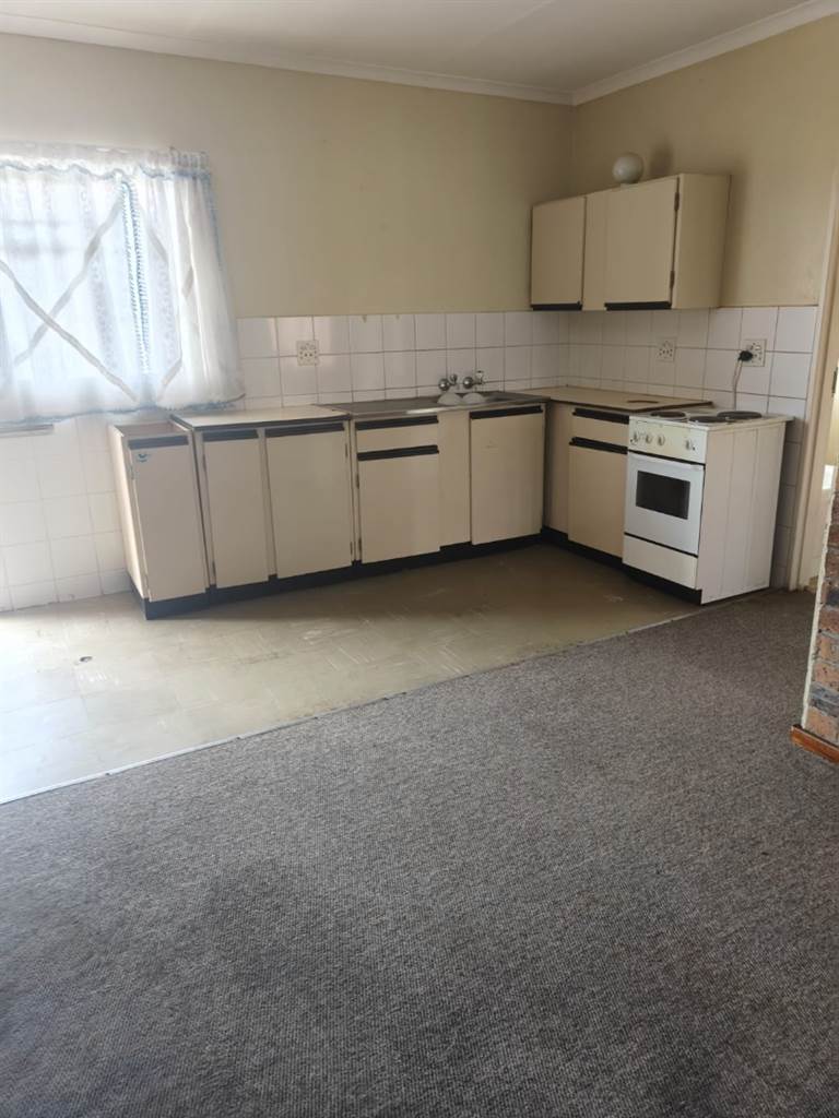1 Bed Apartment in Secunda photo number 1