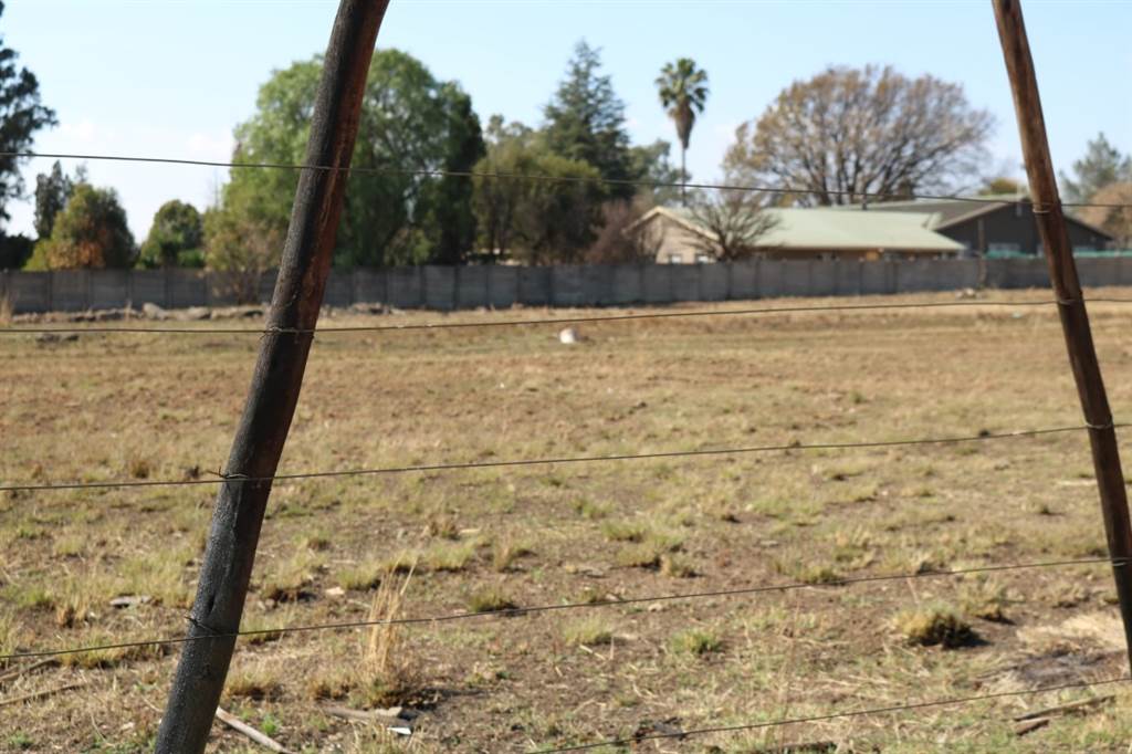 1088 m² Land available in Riversdale photo number 3