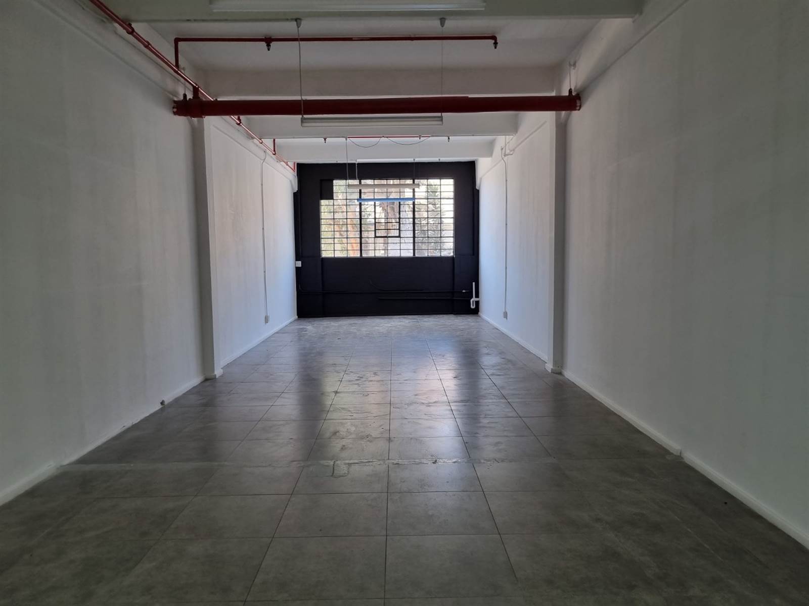 71  m² Commercial space in Woodstock photo number 5