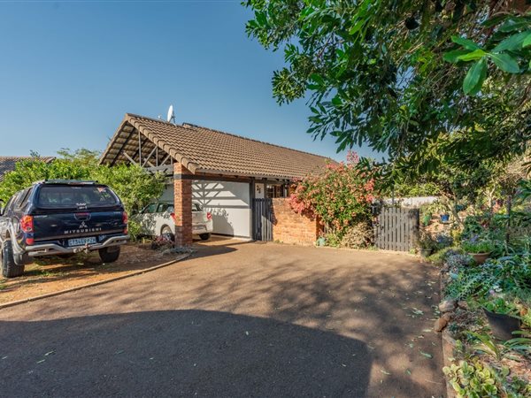 3 Bedroom Townhouse 3 Bedroom Townhouse